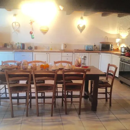 Nocleg ze śniadaniem Du Calme 3 Star Cognac