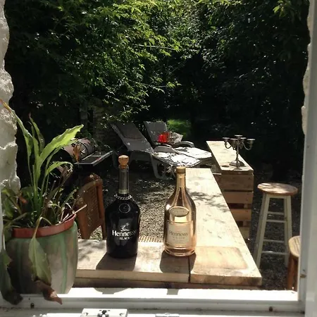 Bed & Breakfast Du Calme 3 Star Cognac Cherac