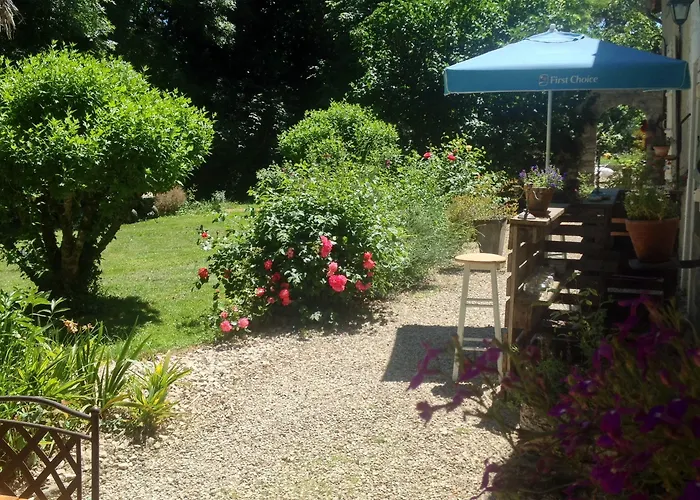 Du Calme 3 Star Cognac Bed and breakfast 3*