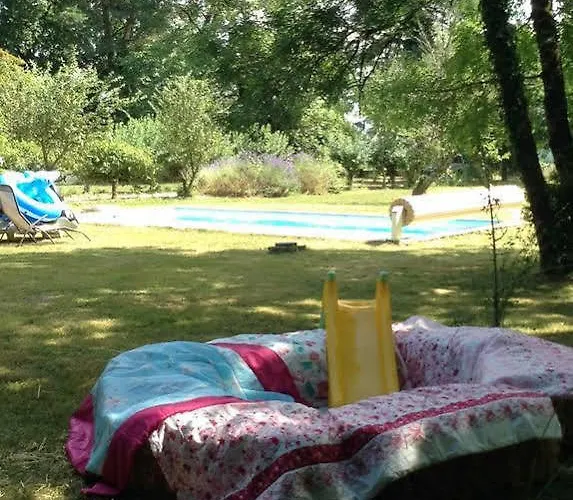 Bed and breakfast Du Calme 3 Star Cognac Chérac