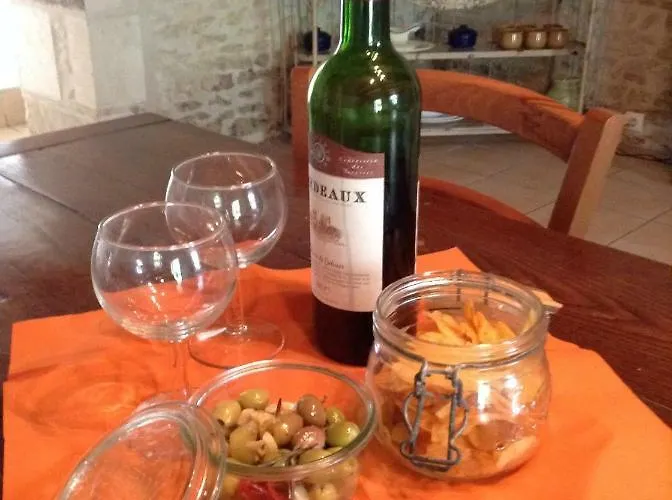 Du Calme 3 Star Cognac Bed and breakfast Chérac